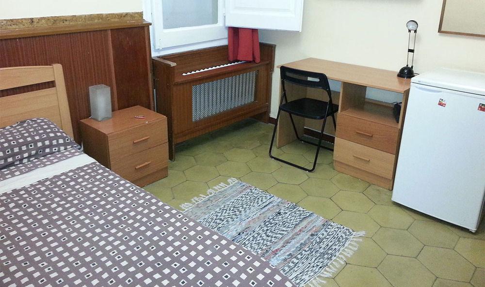 San Marius Travessera De Gracia Barselona Dış mekan fotoğraf